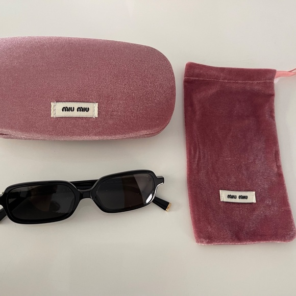 COPY - Miu Miu rectangle sunglasses brand new - Picture 5 of 6